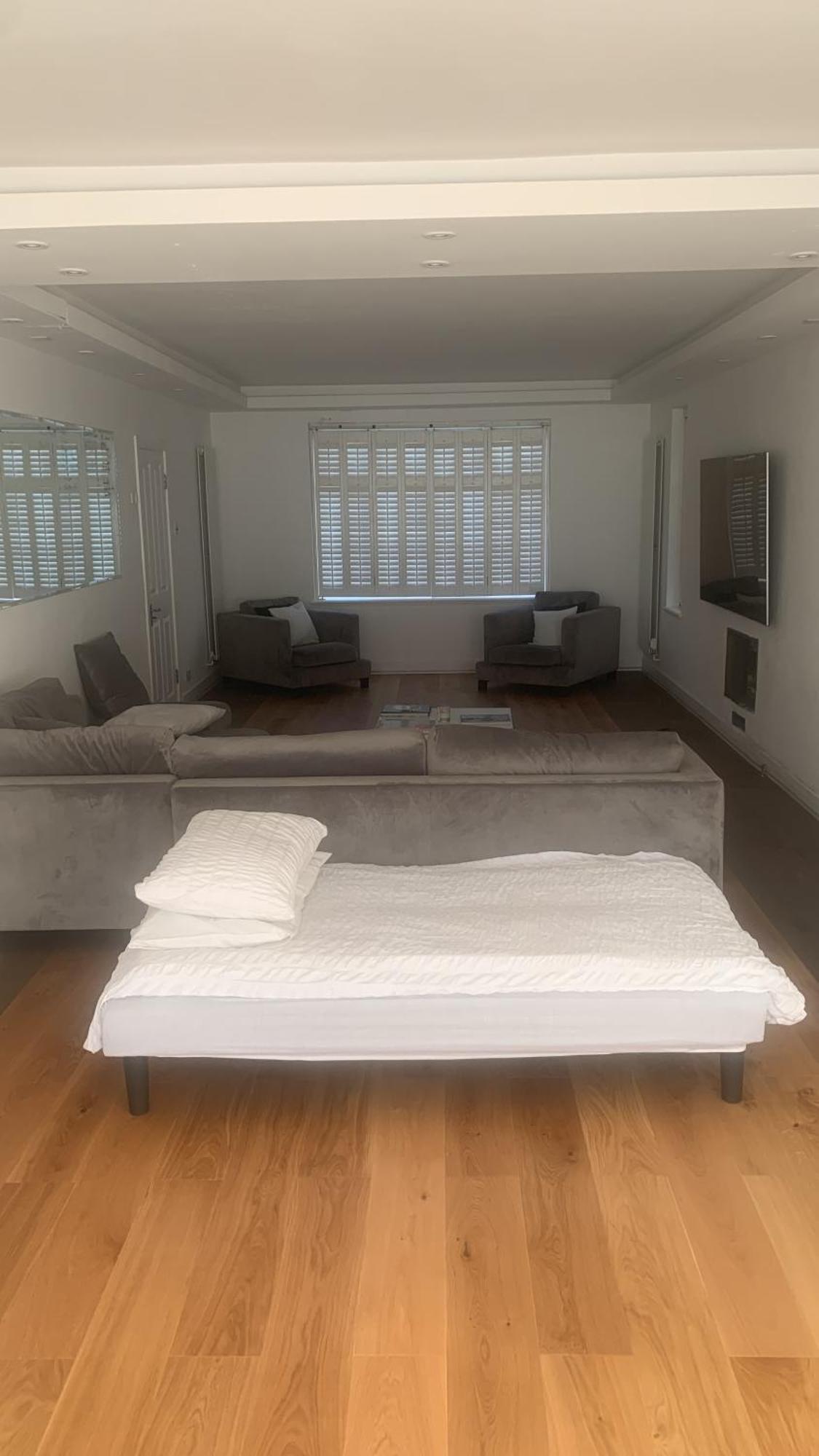 Wandsworth, South London Deluxe King Room 1 Extérieur photo